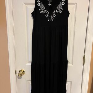 Petite maxi from St. John’s Bay. Sleeveless black with white embroidery bodice.